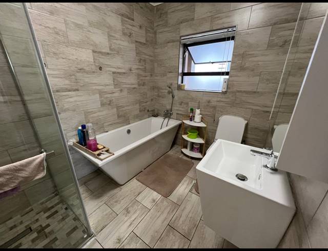 3 BEDROOM HOUSE FOR SALE IN WOODHILL ESTATE